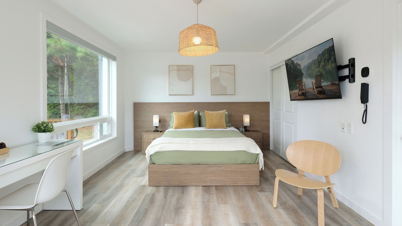 Photo of Bedroom in Gravenhurst