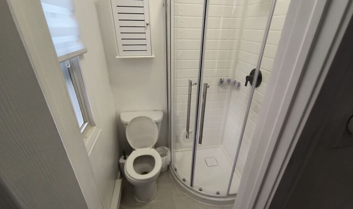 Photo of Bathroom in De Lorimier