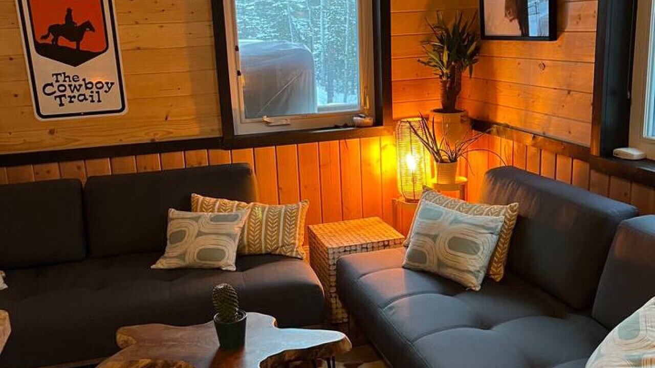 Photo of Livingroom in Bragg Creek