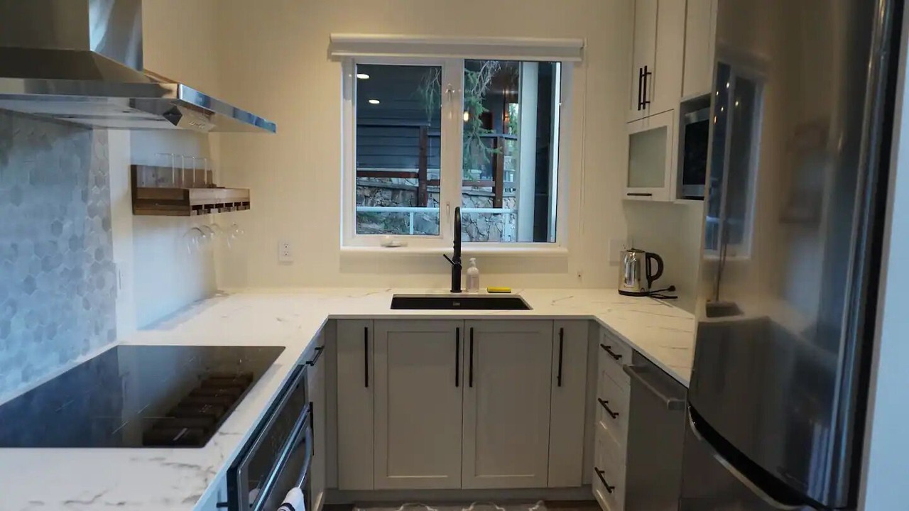 Photo of Kitchen in Whistler Cay Heights