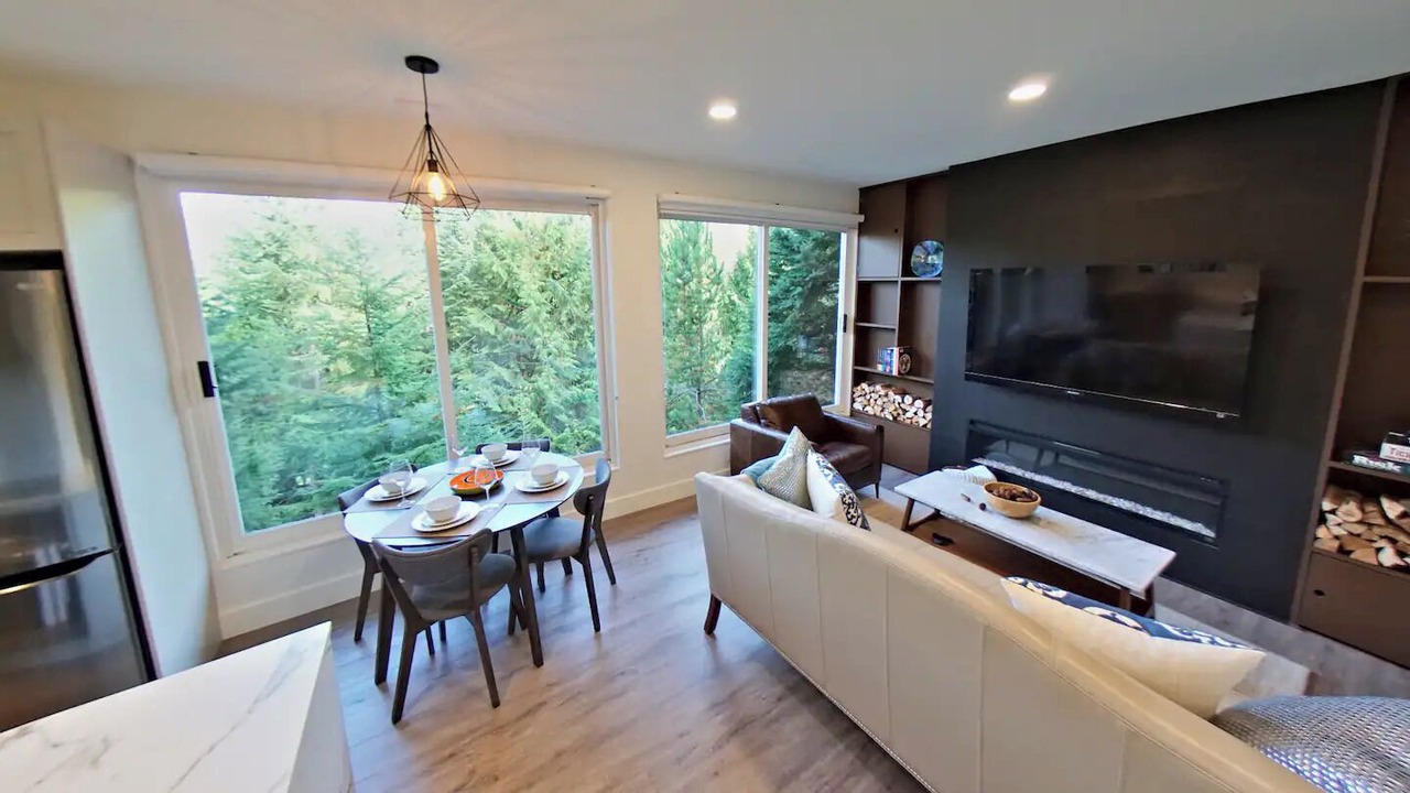 Photo of Kitchen in Whistler Cay Heights