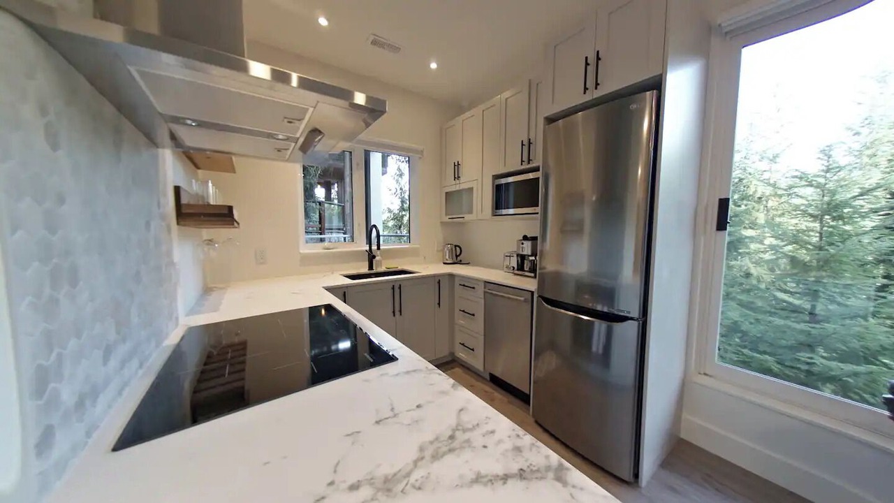 Photo of Kitchen in Whistler Cay Heights