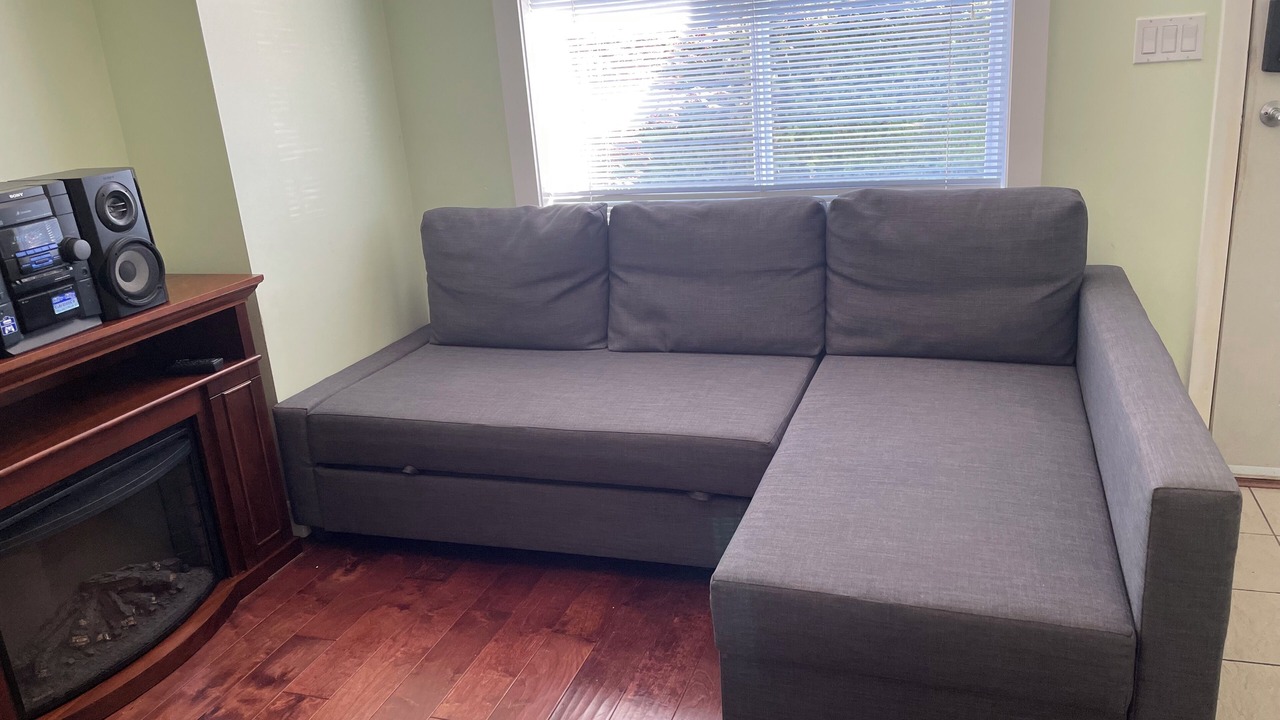 Photo of Livingroom in Marpole