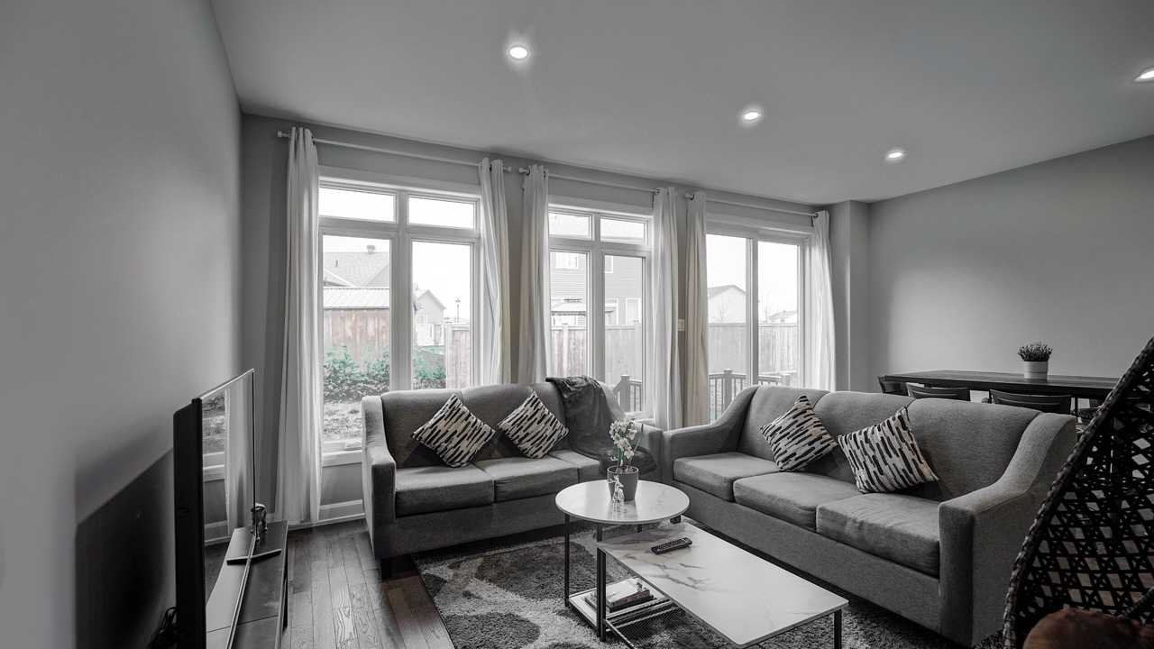 Photo of Livingroom in Carleton Place
