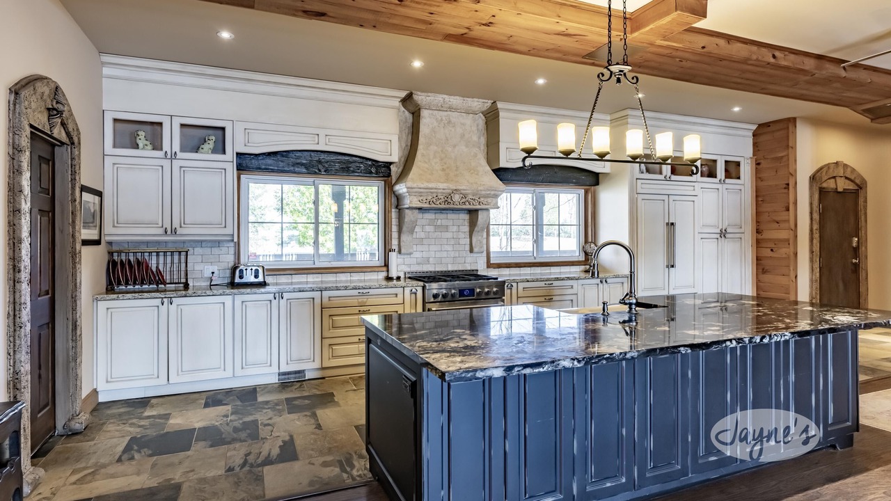 Photo of Kitchen in Dunchurch