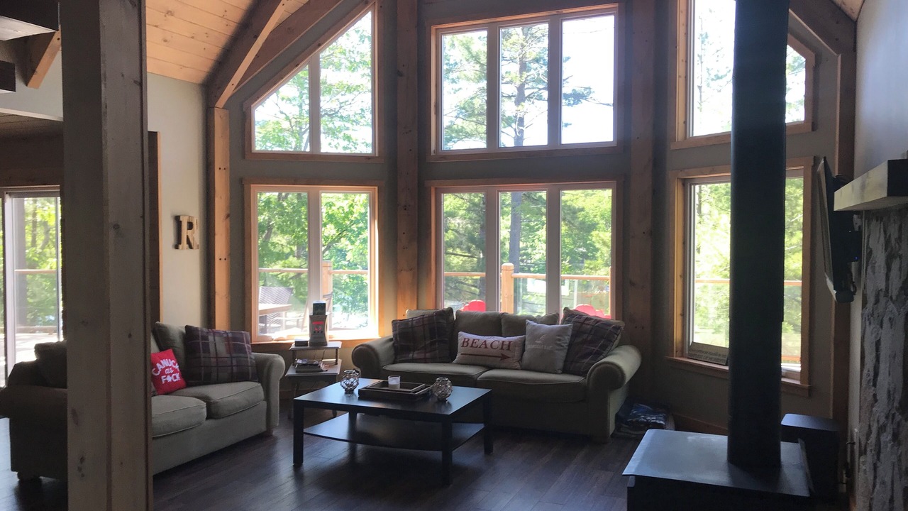 Photo of Livingroom in Georgian Bay