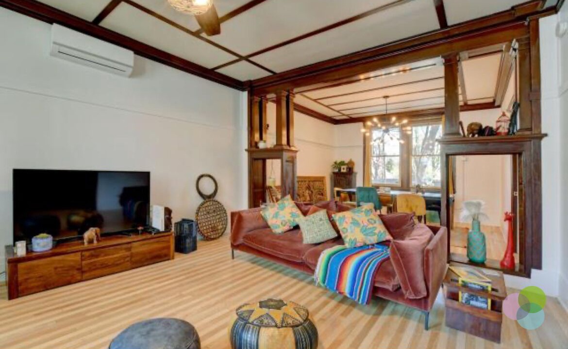 Photo of Livingroom in Montreal-Est