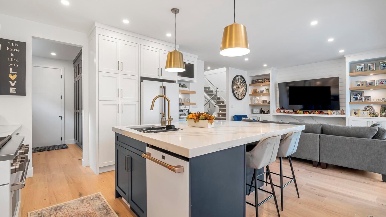 Photo of Kitchen in Saanich West