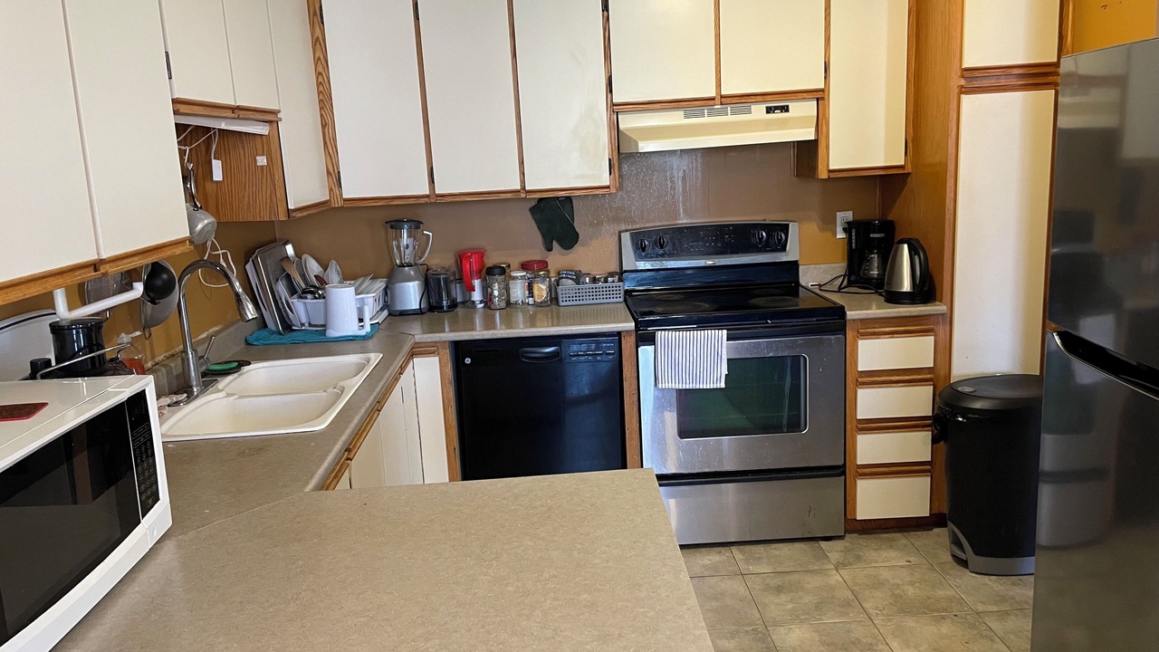 Photo of Kitchen in Pierrefonds-Roxboro