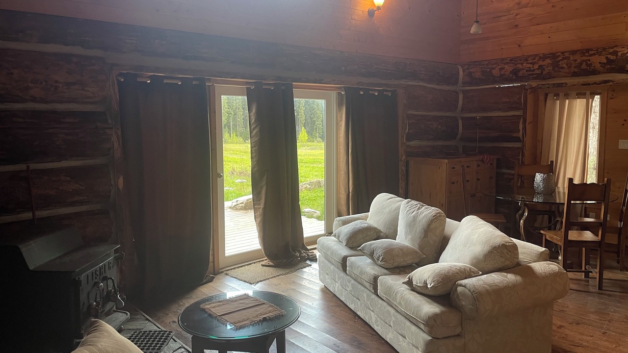 Photo of Livingroom in Golden