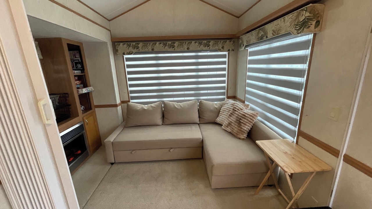Photo of Livingroom in Lindell Beach