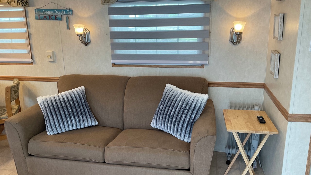 Photo of Livingroom in Lindell Beach