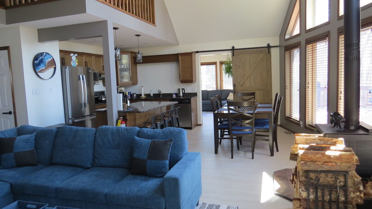 Photo of Livingroom in Beaconia