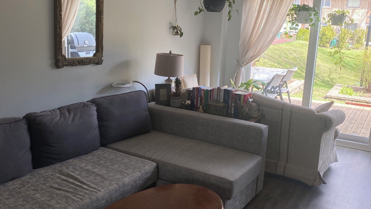 Photo of Livingroom in Burlington