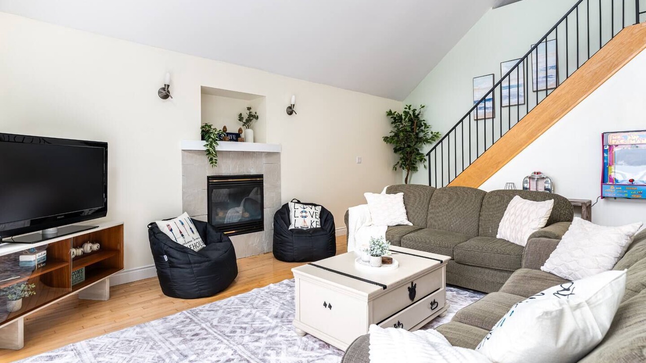 Photo of Livingroom in Springwater