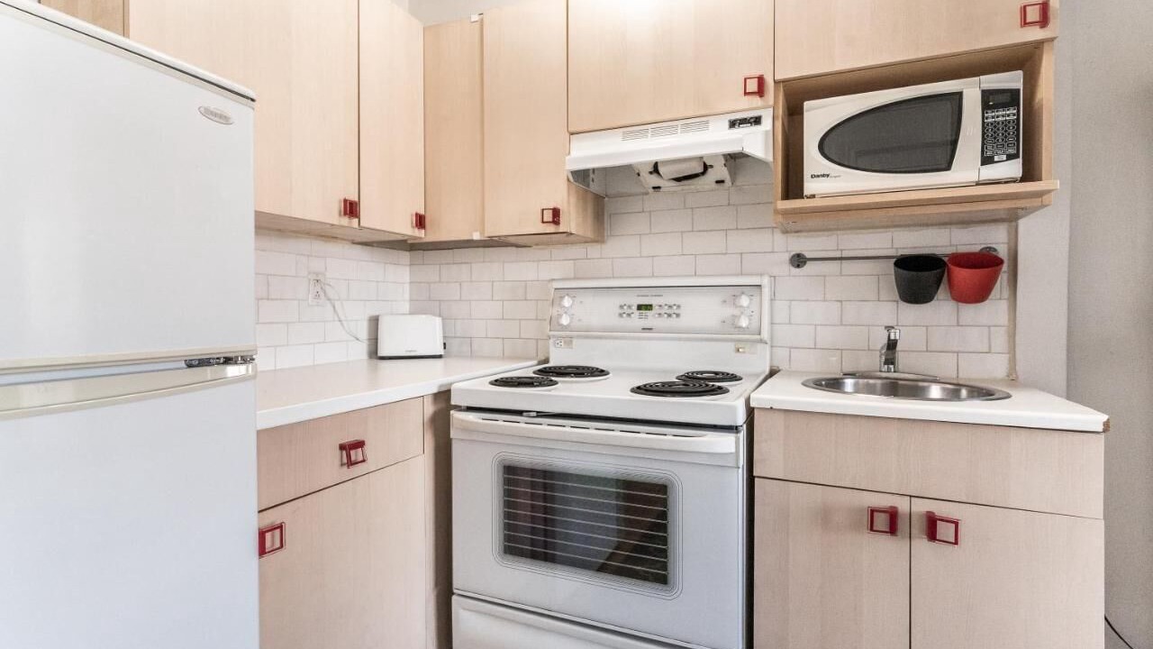 Photo of Kitchen in De Lorimier