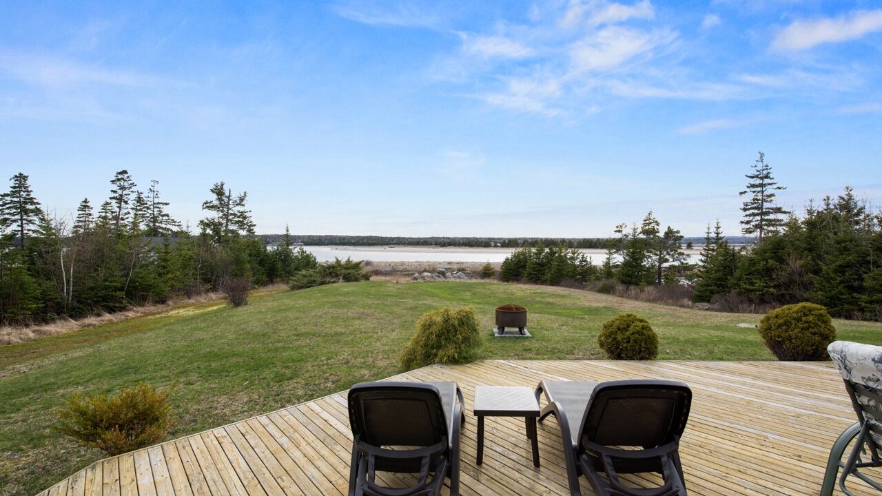 Photo of Patio Balcony in Lawrencetown
