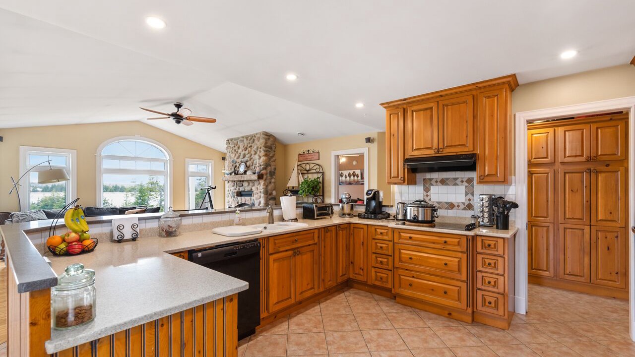 Photo of Kitchen in Lawrencetown