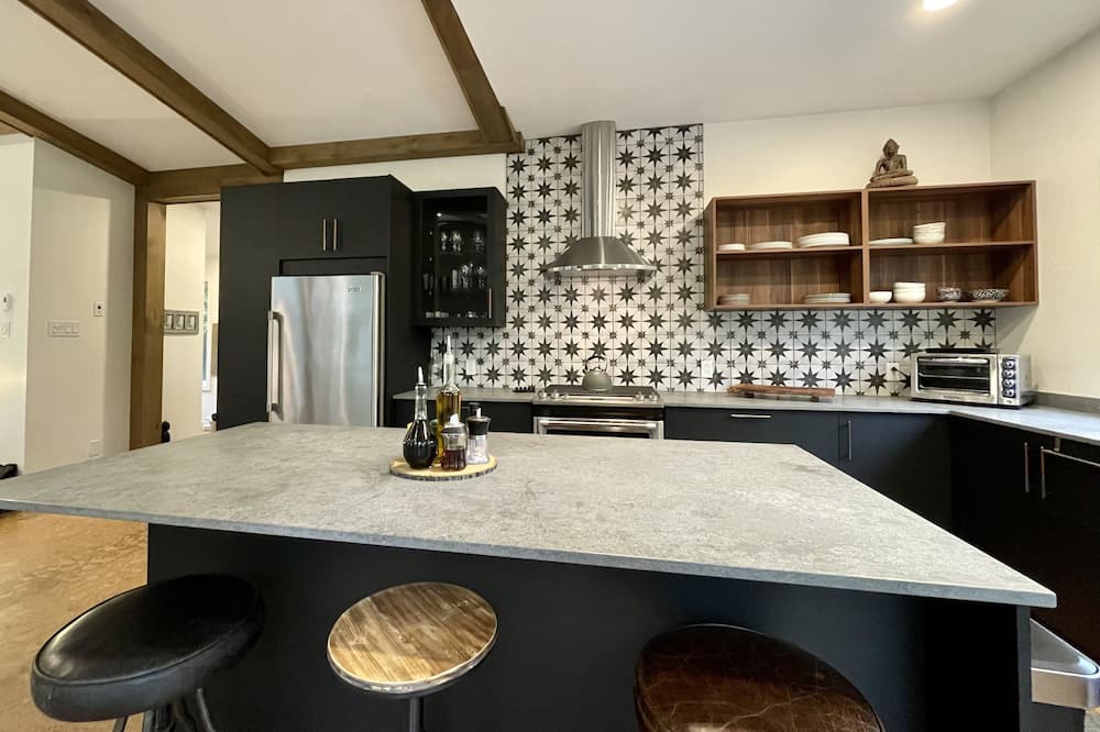 Photo of Kitchen in Gore