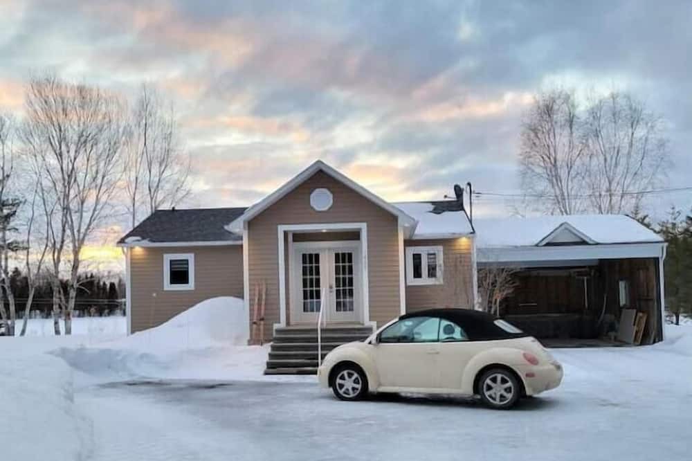 Photo of Outdoor in Saint-Ludger-de-Milot