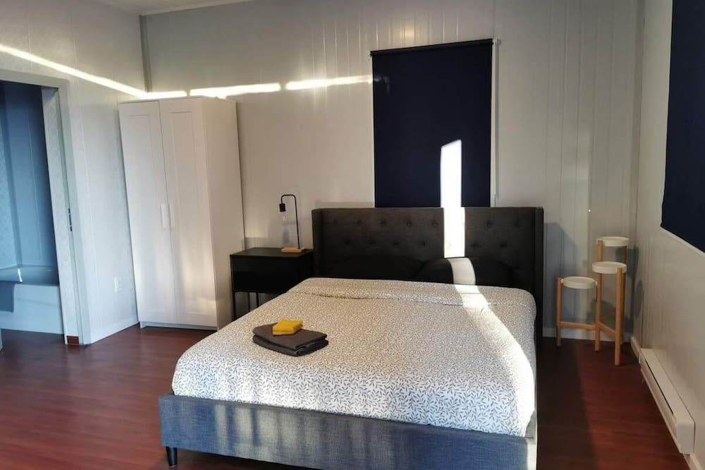 Photo of Bedroom in Powell River