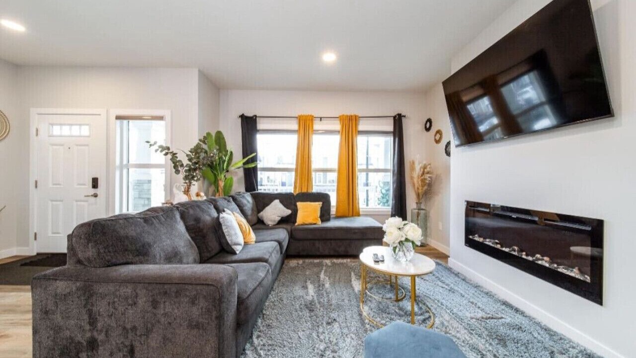 Photo of Livingroom in Southwest Edmonton