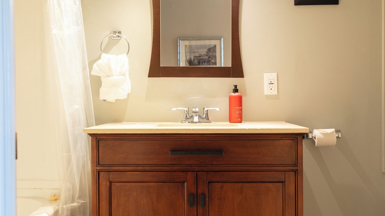Photo of Bathroom in Shelburne
