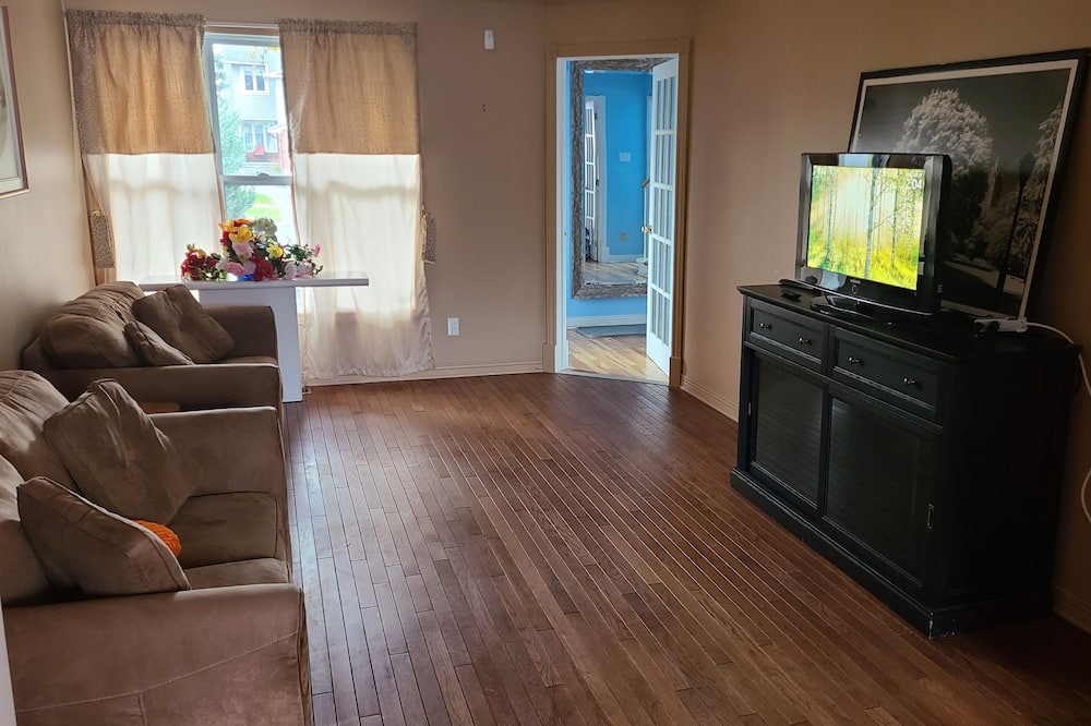Photo of Livingroom in Orleans Village - Chateauneuf