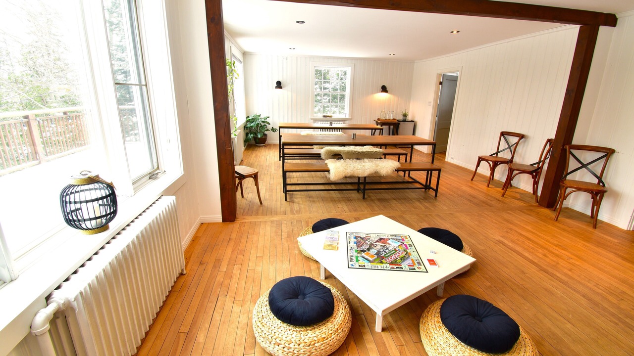 Photo of Livingroom in Val Morin