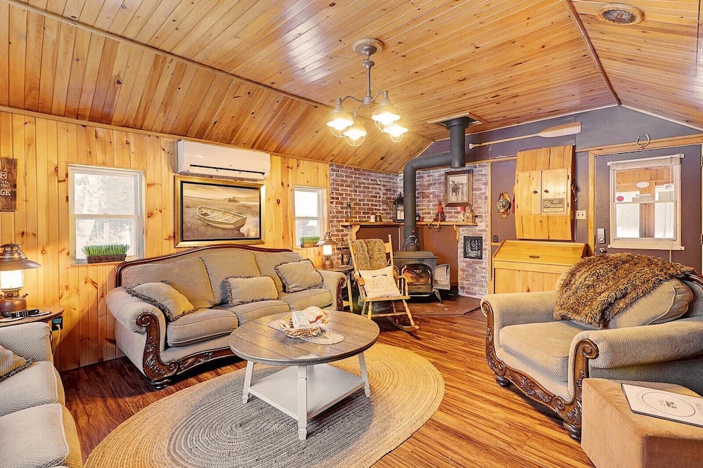 Photo of Livingroom in Juniper