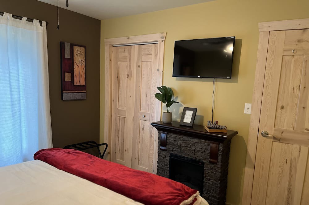 Photo of Bedroom in Division No. 4