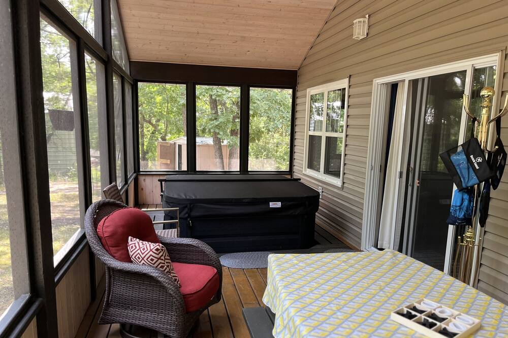 Photo of Outdoor in Division No. 4
