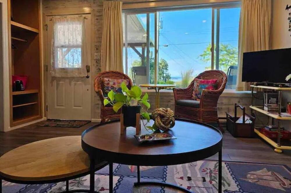 Photo of Livingroom in Chemainus