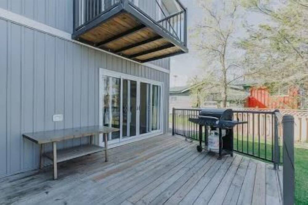 Photo of Patio Balcony in Quinte West