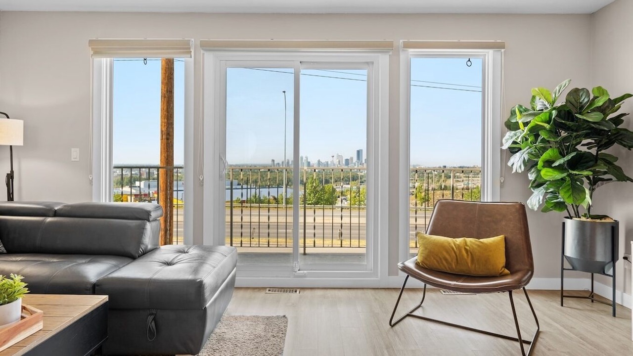Photo of Others in Radisson Heights - Albert Park