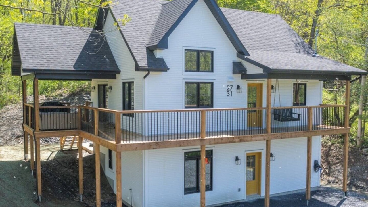 Photo of Outdoor in Stanstead Township