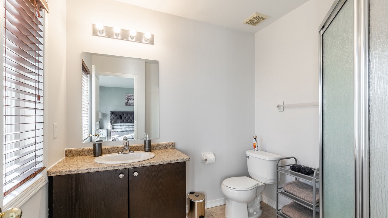 Photo of Bathroom in Stoney Creek