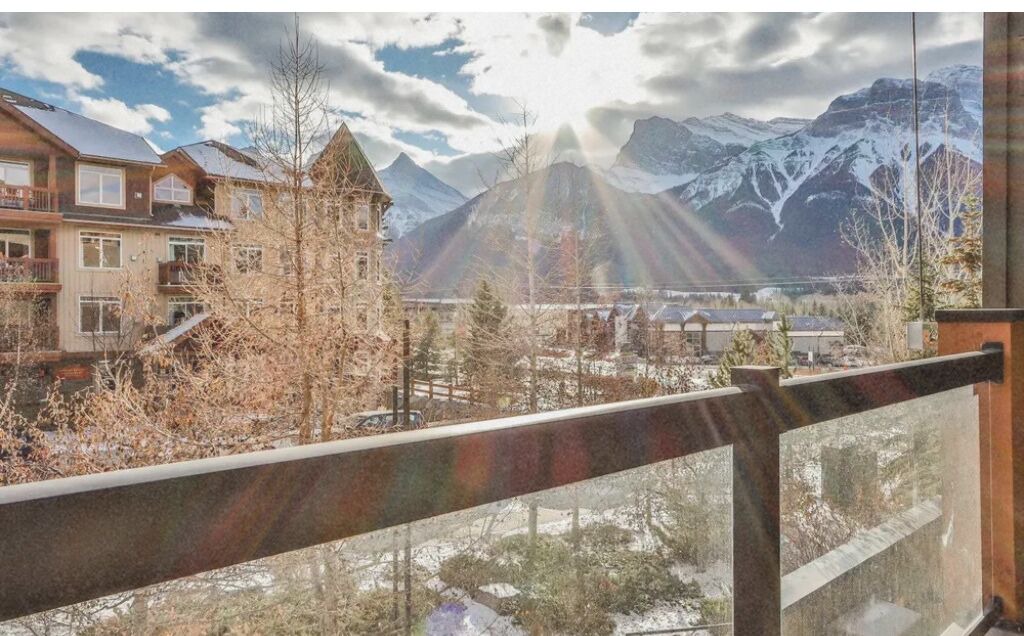 Photo of Outdoor in Cougar Creek