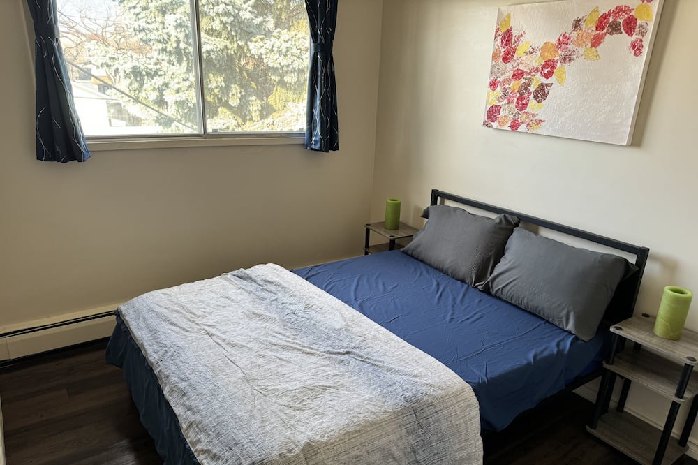 Photo of Bedroom in Whyte ave