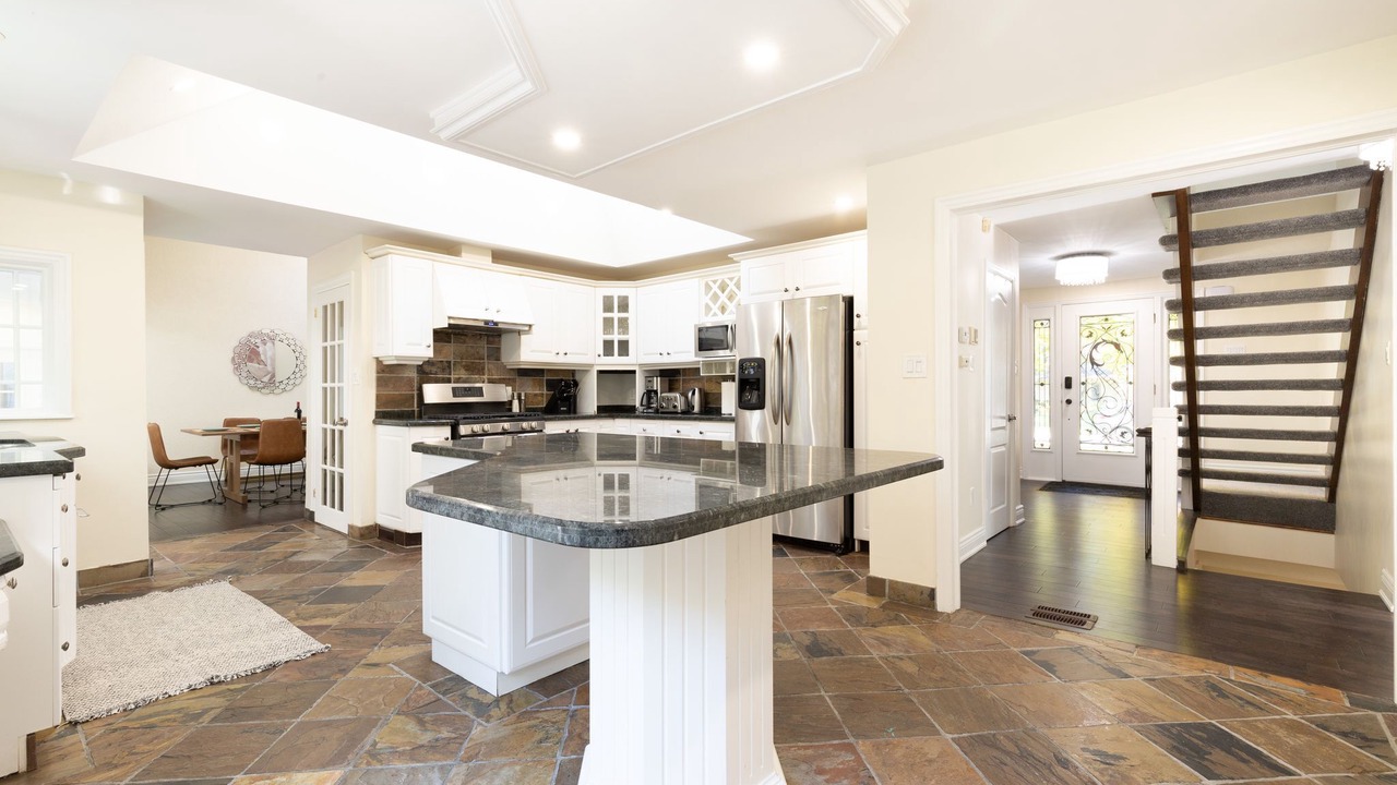 Photo of Kitchen in Clarkson-Lorne Park