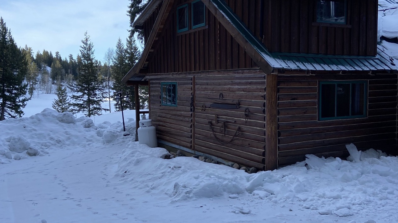Photo of Buildings in Merritt