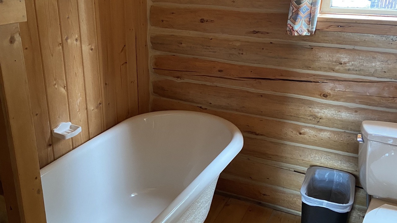 Photo of Bathroom in Merritt