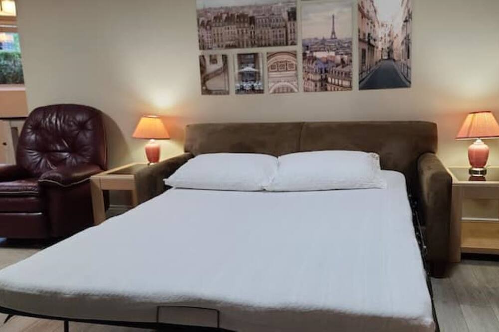 Photo of Bedroom in Guildford