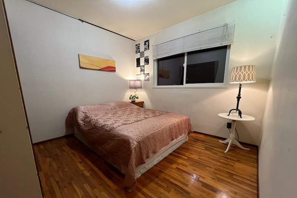 Photo of Bedroom in Delta