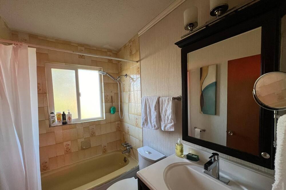Photo of Bathroom in Delta