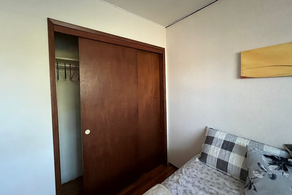 Photo of Bedroom in Delta