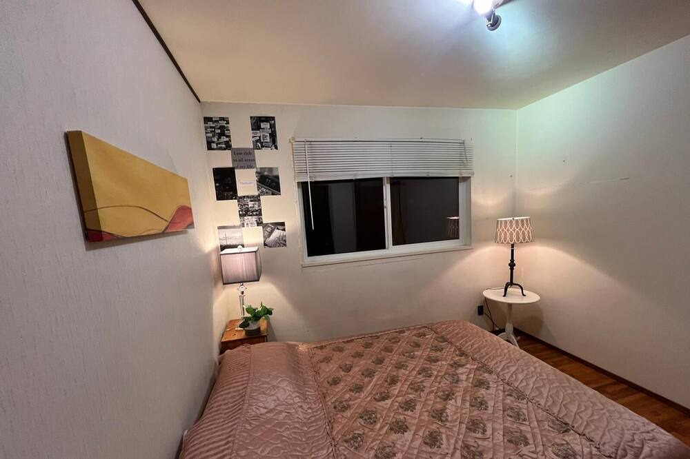 Photo of Bedroom in Delta