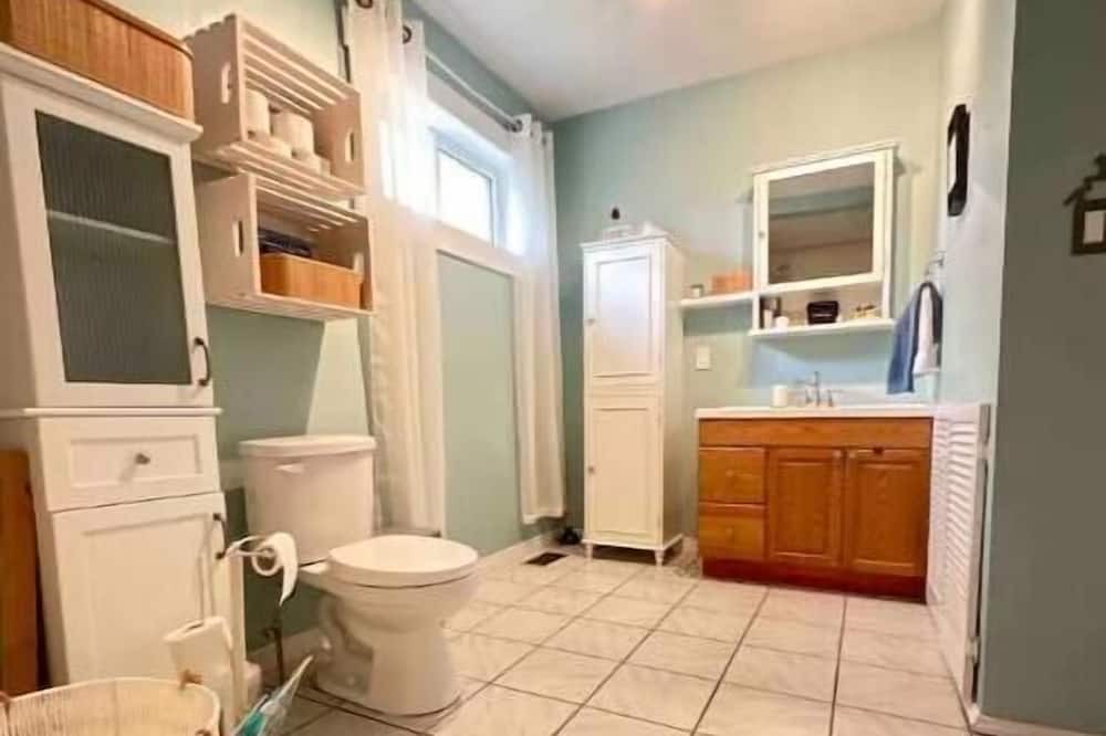 Photo of Kitchen in Leamington