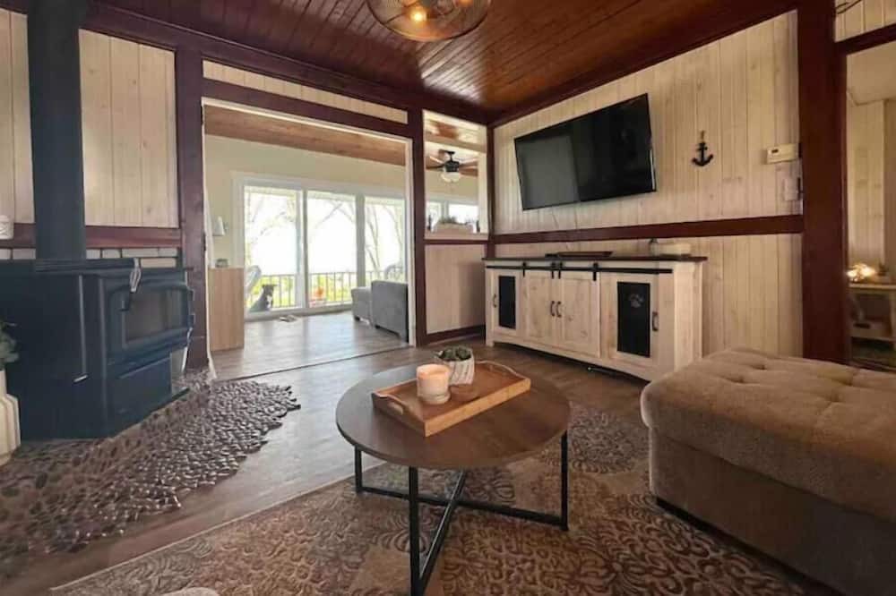 Photo of Livingroom in Leamington