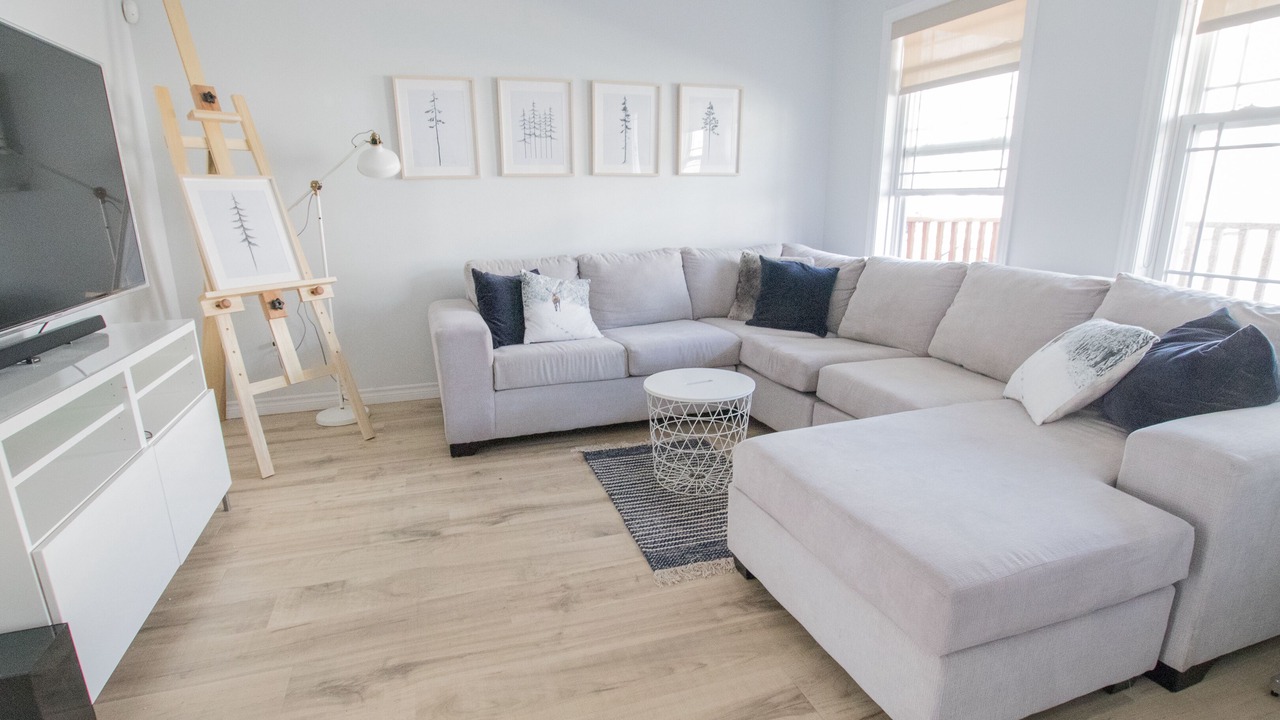 Photo of Livingroom in Dartmouth